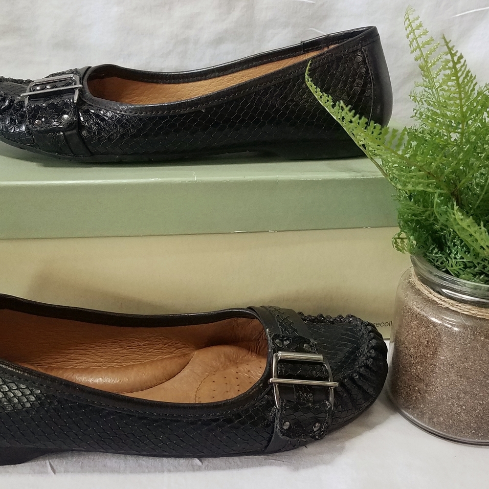 Nurture Slip On "Gayle"